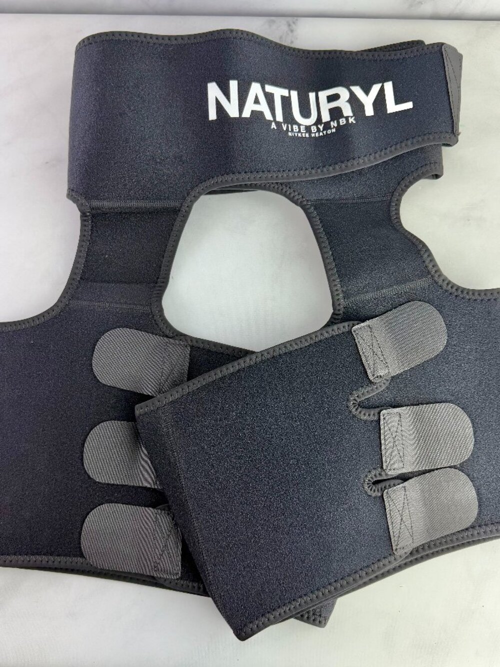 NWOT Naturyl by NBK by Niykee Heaton Sculpt Sauna Belt